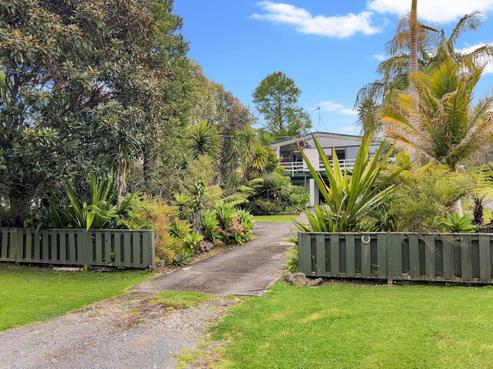 9 Grassmere Road, Henderson Valley