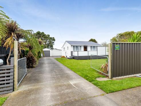 28 Terou Street, Manaia