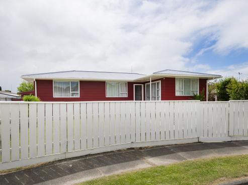 24 Jackson Street, Kaiti