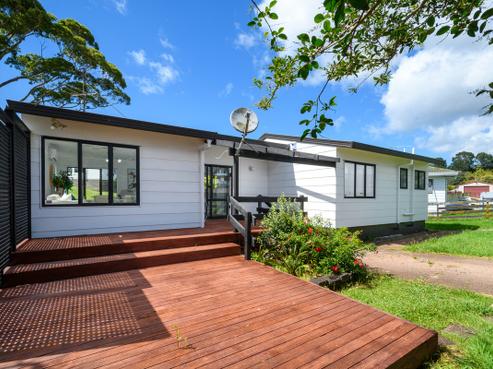 39 Meadowvale Rise, Titirangi