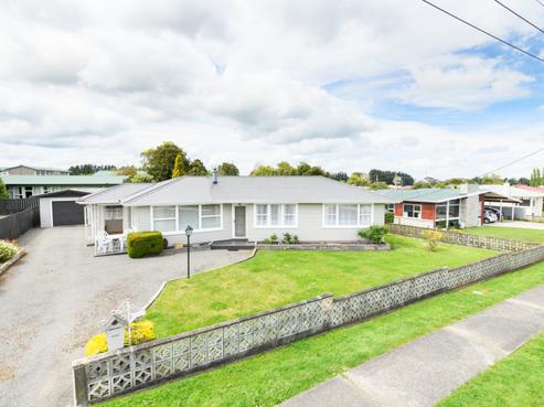14 Bredins Line, Marton