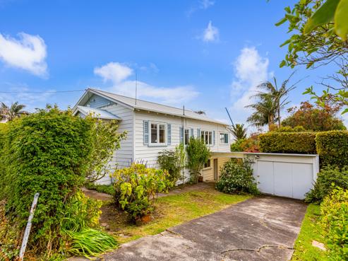 22 Merani Street, Narrow Neck
