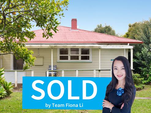2/160 Henderson Valley Road, Henderson