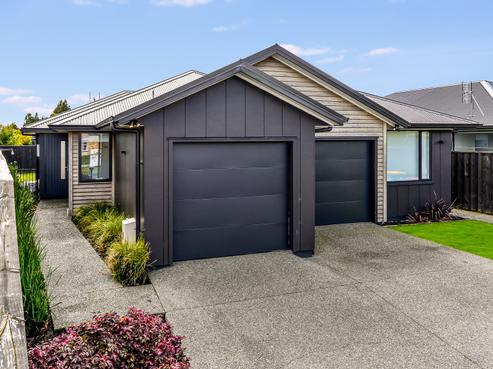 2/14 Mitcham Avenue, Forest Lake