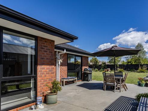 25 Wineberry Avenue, Amberley