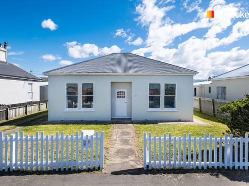 172 Bay View Road, South Dunedin