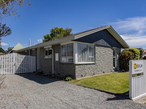 63 Orrick Crescent, Avondale