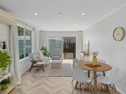 4/70 Huxley Street, Sydenham