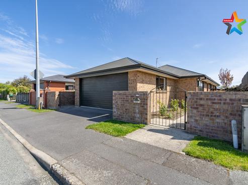 202 Isabella Street, Glengarry