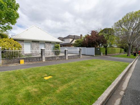 88 Grey Street, Gladstone