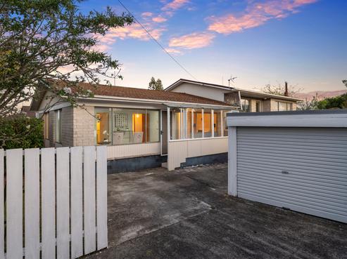 47 Tirimoana Road, Te Atatu South