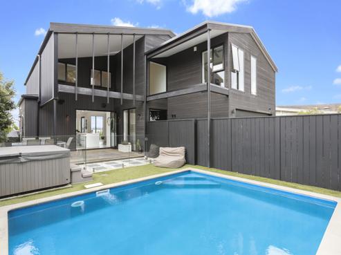 25 Waimana Avenue, Northcote Point