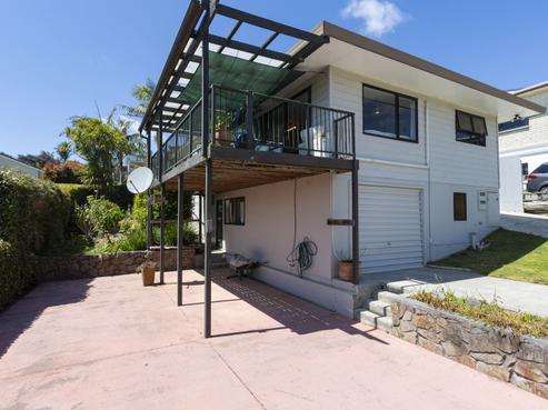 54 Stratford Drive, Cable Bay