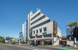 Modern Floorplate on Broadway+ 10 Carparks