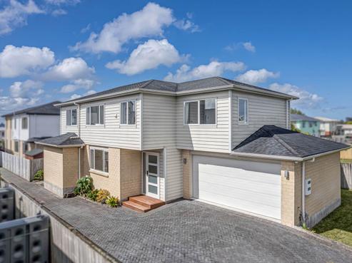 19 Woodford Avenue, Henderson