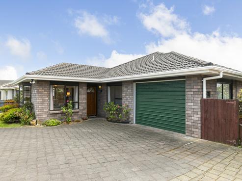 14 Manly Gardens, Paraparaumu Beach