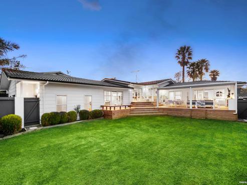 14 Raphael Place, West Harbour