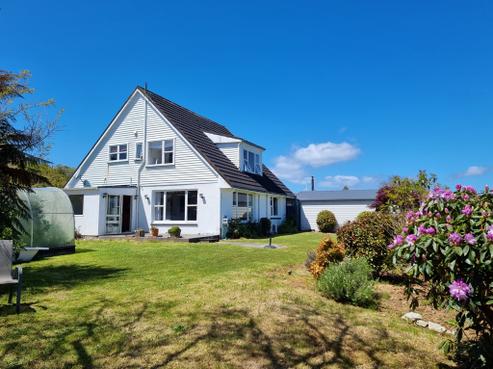 4 Airport Drive, Hokitika