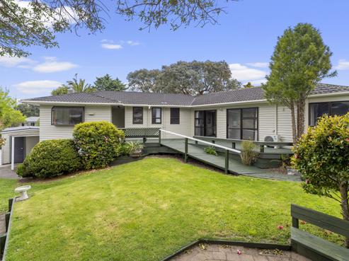 9 Konini Grove, Raumati Beach