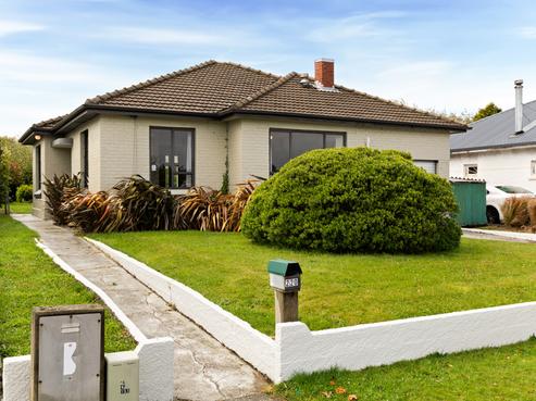 220 Pomona Street, Strathern