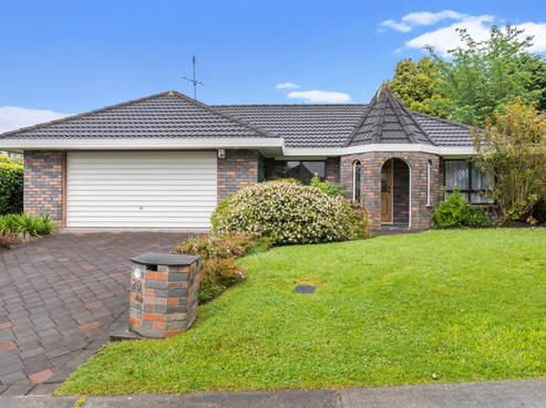 20 Voltaire Court, Botany Downs