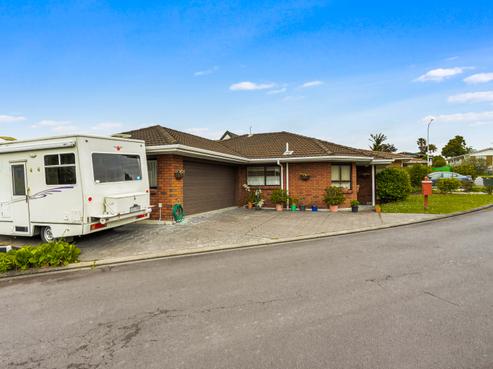 3 Bosnyak Drive, Te Atatu South