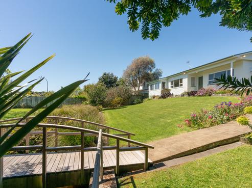 68 Ocean Road, Paraparaumu Beach