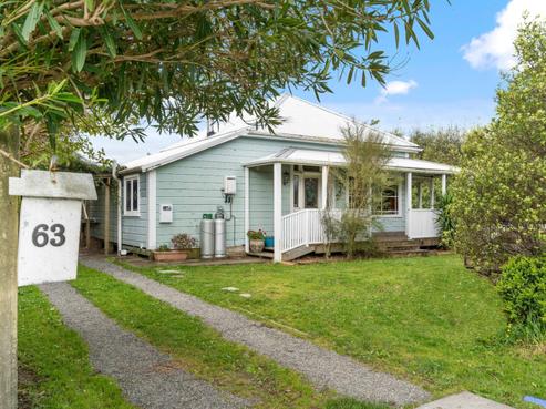 63 Brandon Street, Featherston