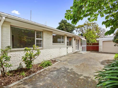 51C Ludlam Crescent, Woburn