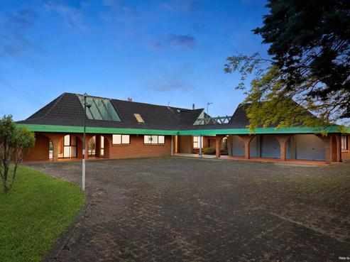 744 Runciman Road, Runciman