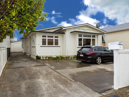 15 Latham Street, Napier South