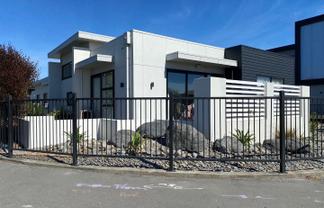 Set(ting) for Success - For Lease