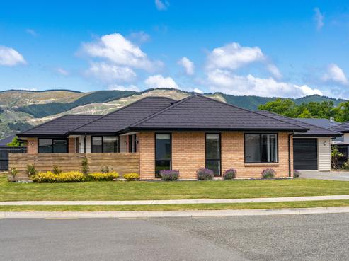 4 Hartley Place, Richmond