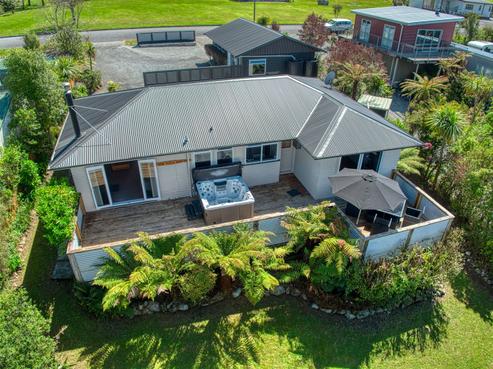 42 Koe Street, Moana / Lake Brunner