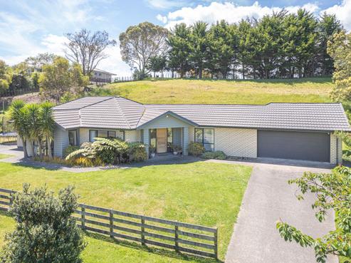 14 Dickens Lane, Otamatea