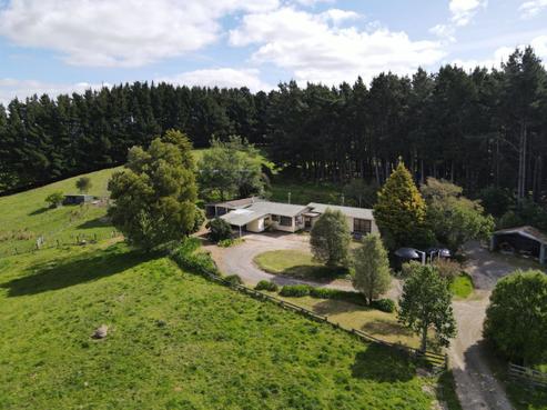 858 Oporae Road, Dannevirke