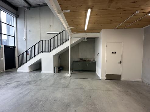 11/11 Northside Drive, Westgate