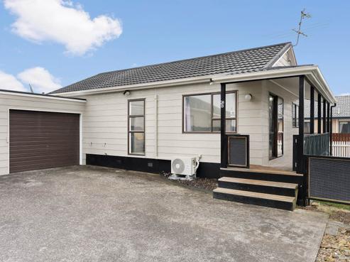 24B Edgewater Parade, Waiuku
