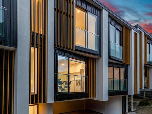 2/10 Ashwell Street, Saint Heliers