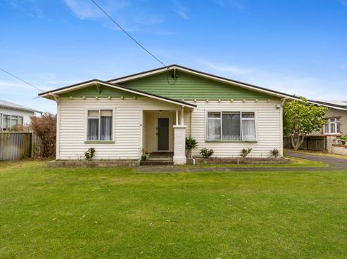 14 Moore Avenue, Tawhero