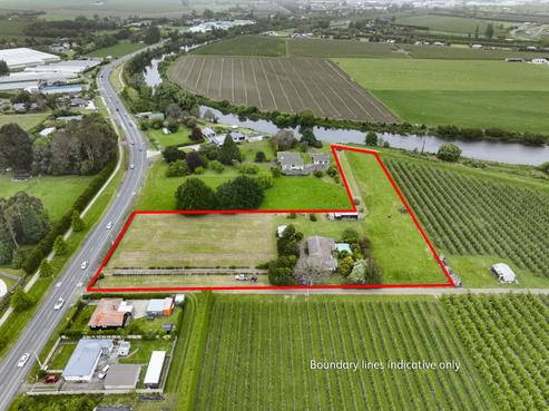 72 Main Road, Clive