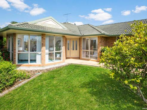 18 Ian Sage Avenue, Torbay