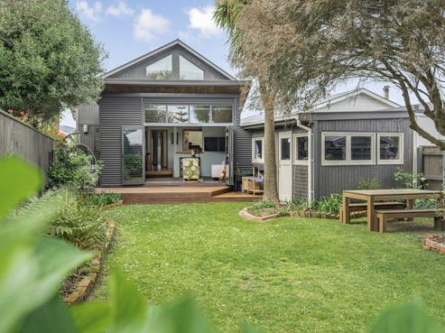 37 Bolton Street, Petone