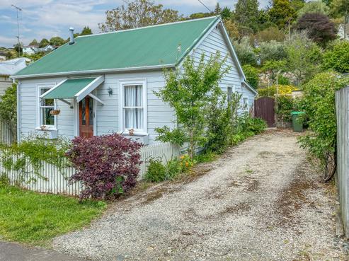 99 Washington Road, Washington Valley
