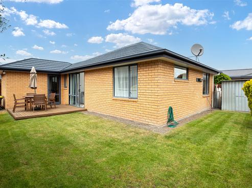 2/5 Cutts Road, Russley