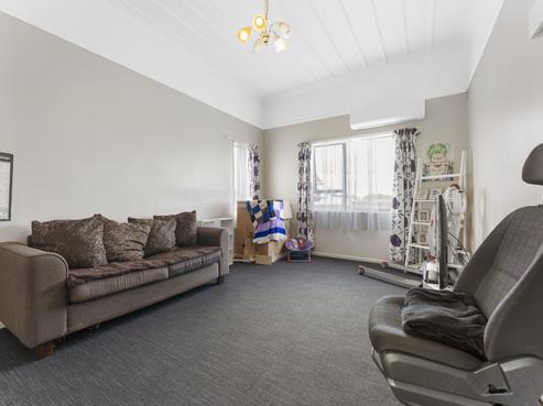 15 Station Street, Woodville