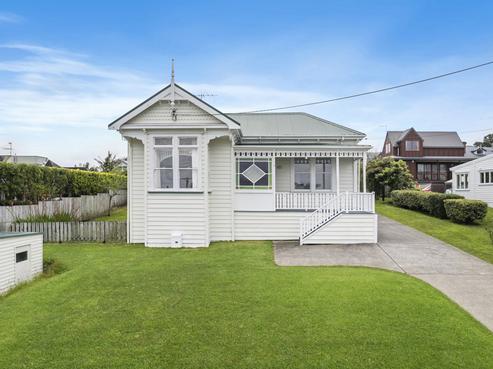5 Mariposa Crescent, Birkenhead