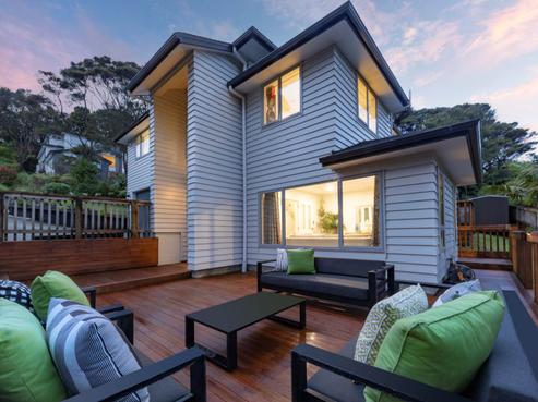 19 Mccahon Place, Titirangi
