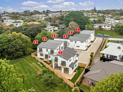 7/58 Sylvan Crescent, Te Atatu South