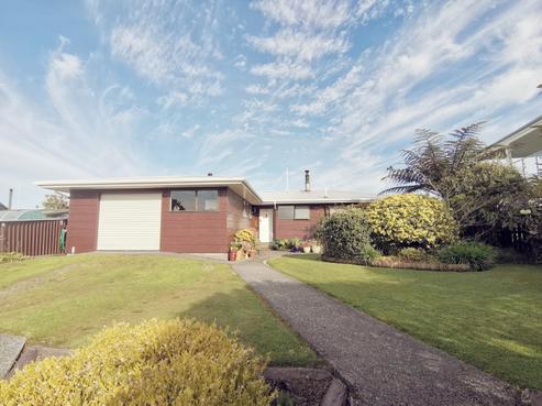 2 Whitcombe Terrace, Hokitika